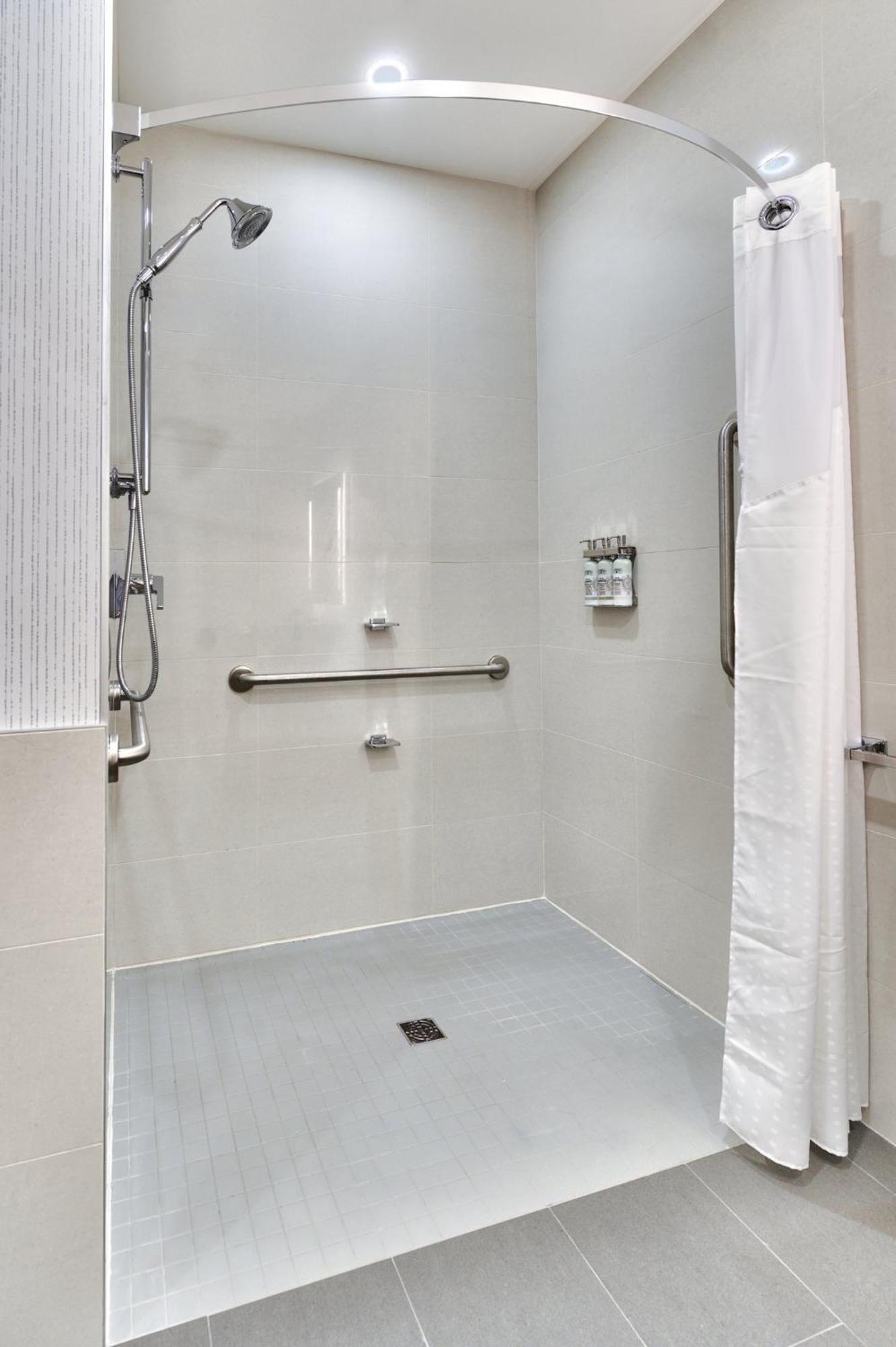 Holiday Inn Express & Suites - Trois Rivieres Ouest By Ihg Екстериор снимка