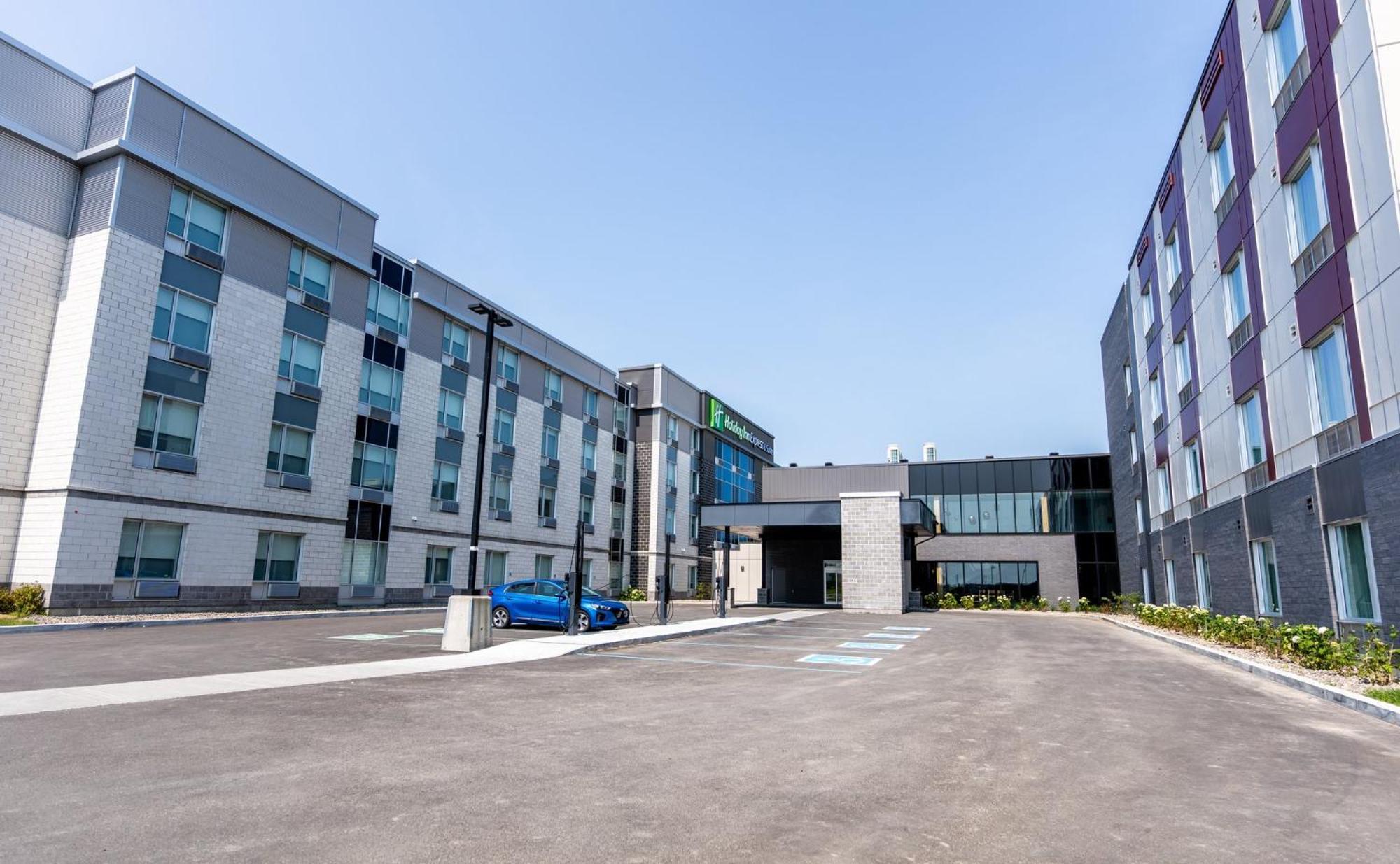 Holiday Inn Express & Suites - Trois Rivieres Ouest By Ihg Екстериор снимка