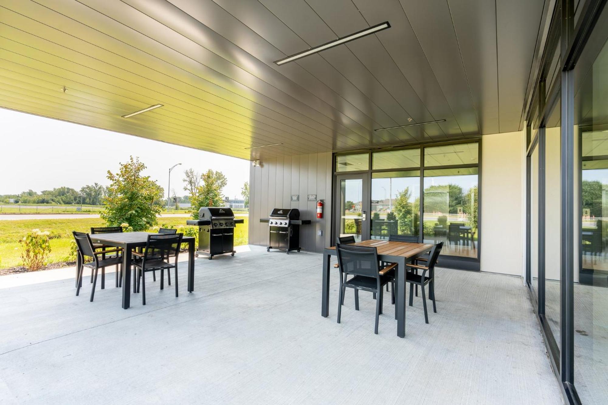 Holiday Inn Express & Suites - Trois Rivieres Ouest By Ihg Екстериор снимка